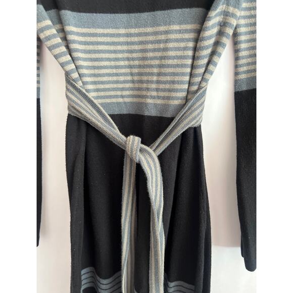 PRANA SYDNEY SWEATER DRESS WITH TIE WAIST FLARED SLEEVE GRAY BLACK SIZE MED - Picture 8 of 15